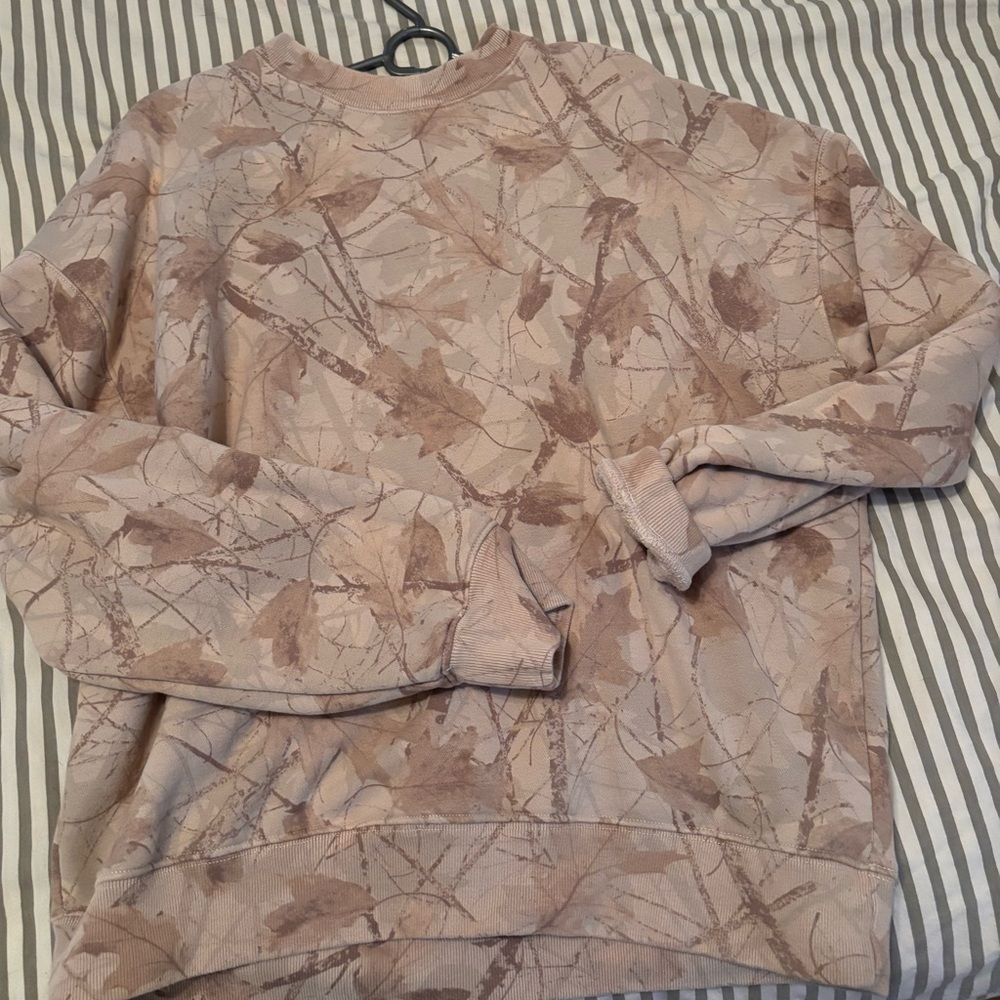 Abercrombie Camo Crewneck
